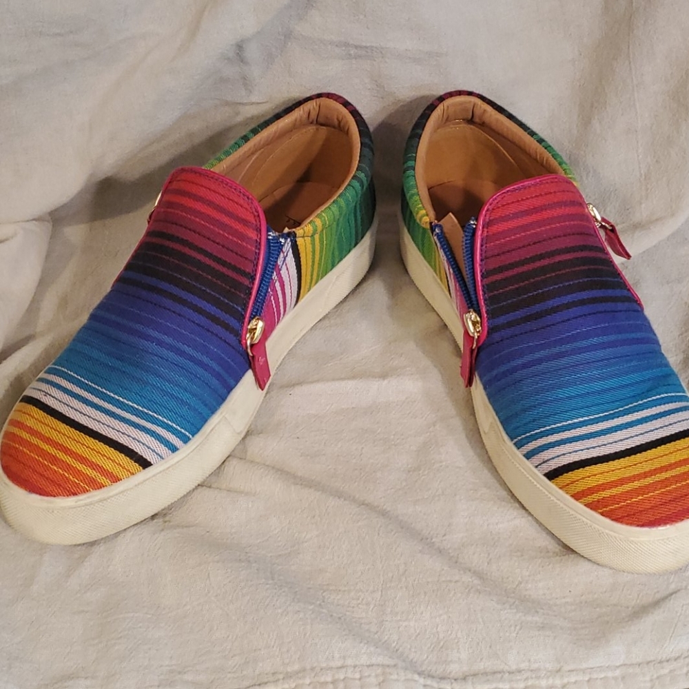 Slip on serape sneakers